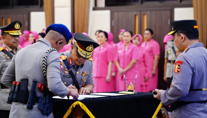 Resmi Pimpin Polda Sultra, Didik Agung Widjanarko Gantikan Irjen Dwi Irianto