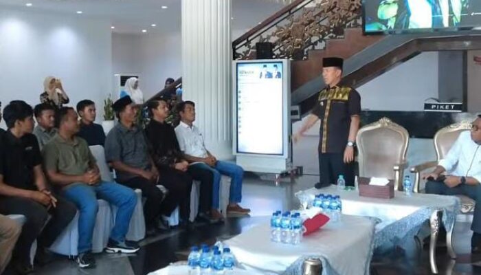 Audiensi dengan Warga Routa, Gubernur Andi Sumangerukka Tegaskan Komitmen Pembangunan Merata