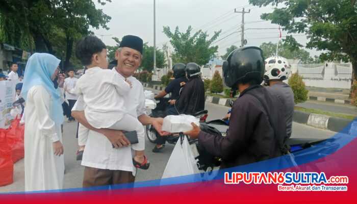 Jumat Berkah, SMPN 9 Kendari Tebar Ratusan Takjil di Bulan Suci Ramadhan Bagi Pengguna Jalan