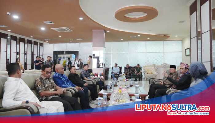 Gubernur Sultra Sambut Kedatangan Wamendagri RI di Bandara Halu Oleo, Hadiri Agenda Nasional Pemerintah Daerah Berprestasi 2026